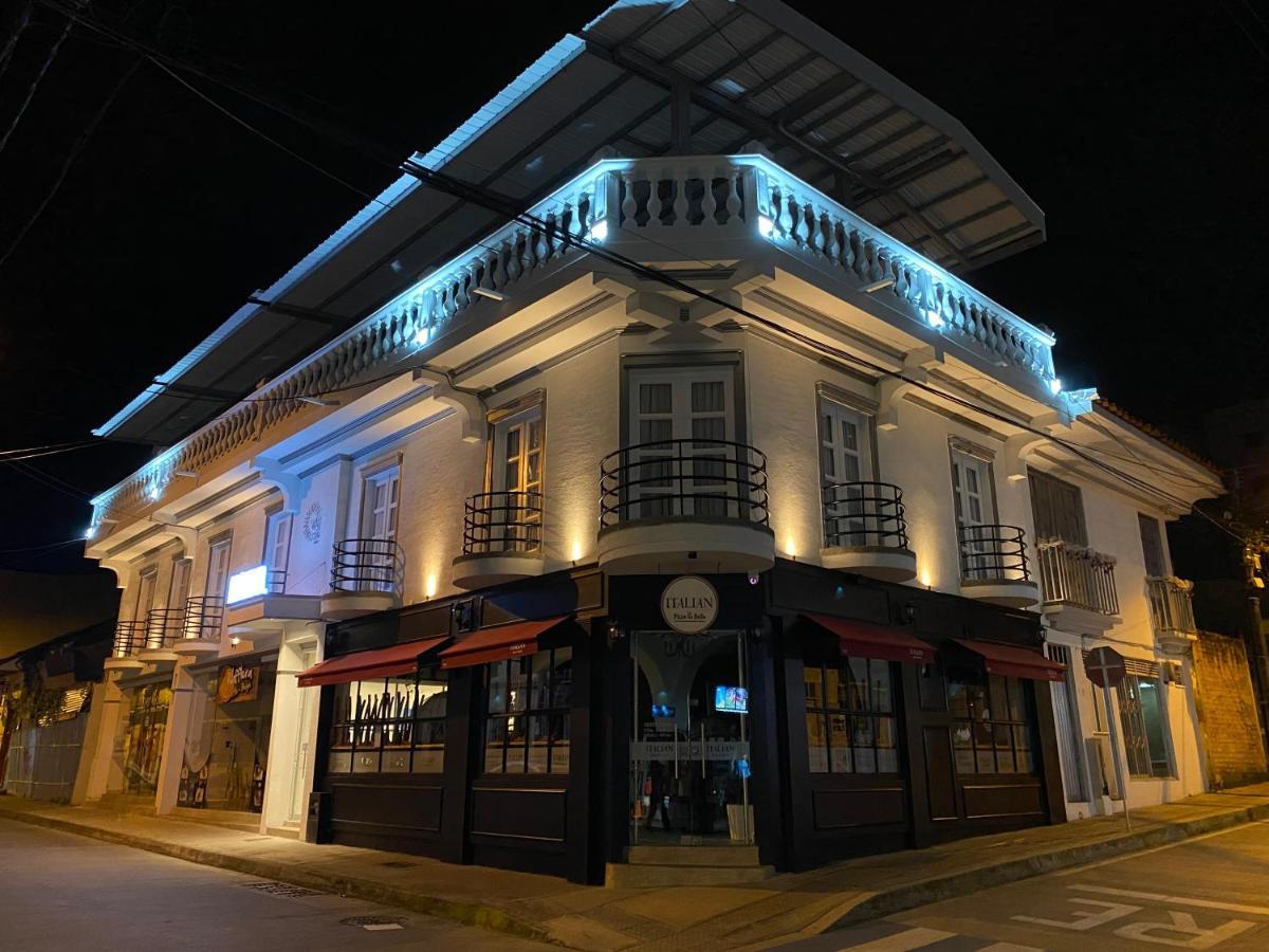 Hotel Válcon Santa Rosa de Cabal Exterior foto